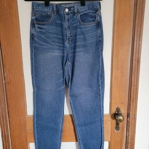 American Eagle Mom Jeans